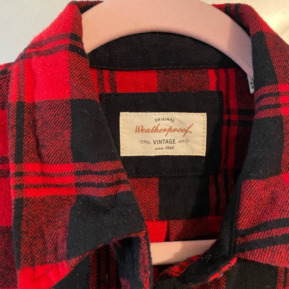 Red flannel shirt - Picture 3 of 3